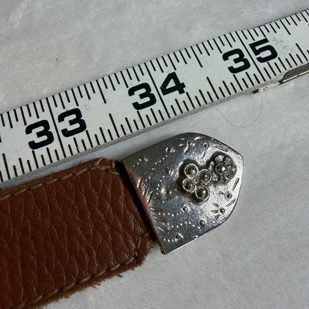 Leather Shop Western Belt Women Size 28 Brown Genuine Leather‎ Engraved Buckle